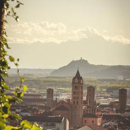 Bed & Breakfast La Meridiana Alba (Piedmont)