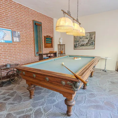 La Meridiana Alba (Piedmont)